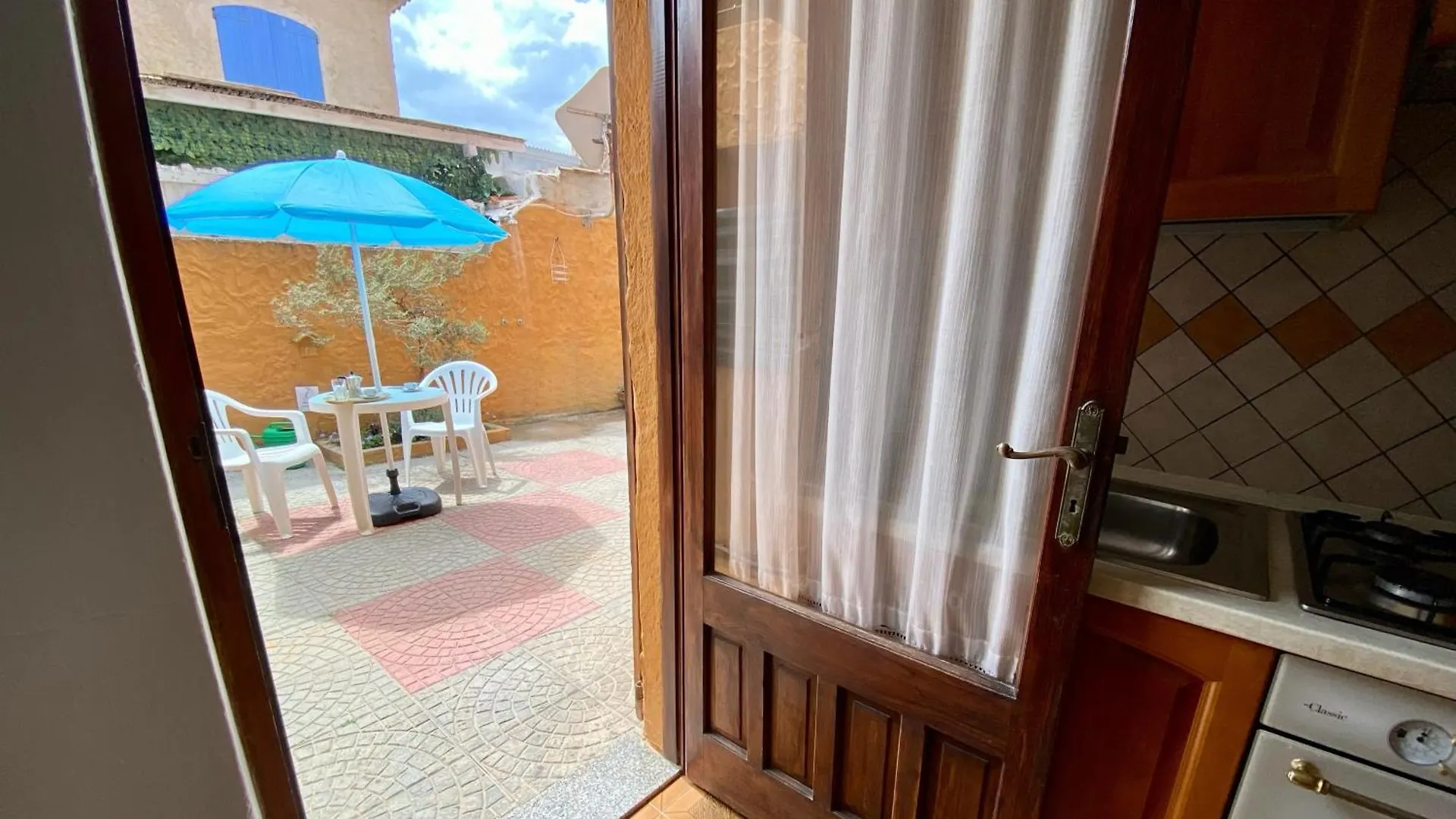Dom wakacyjny Willa Casa Rosa Putzu Idu